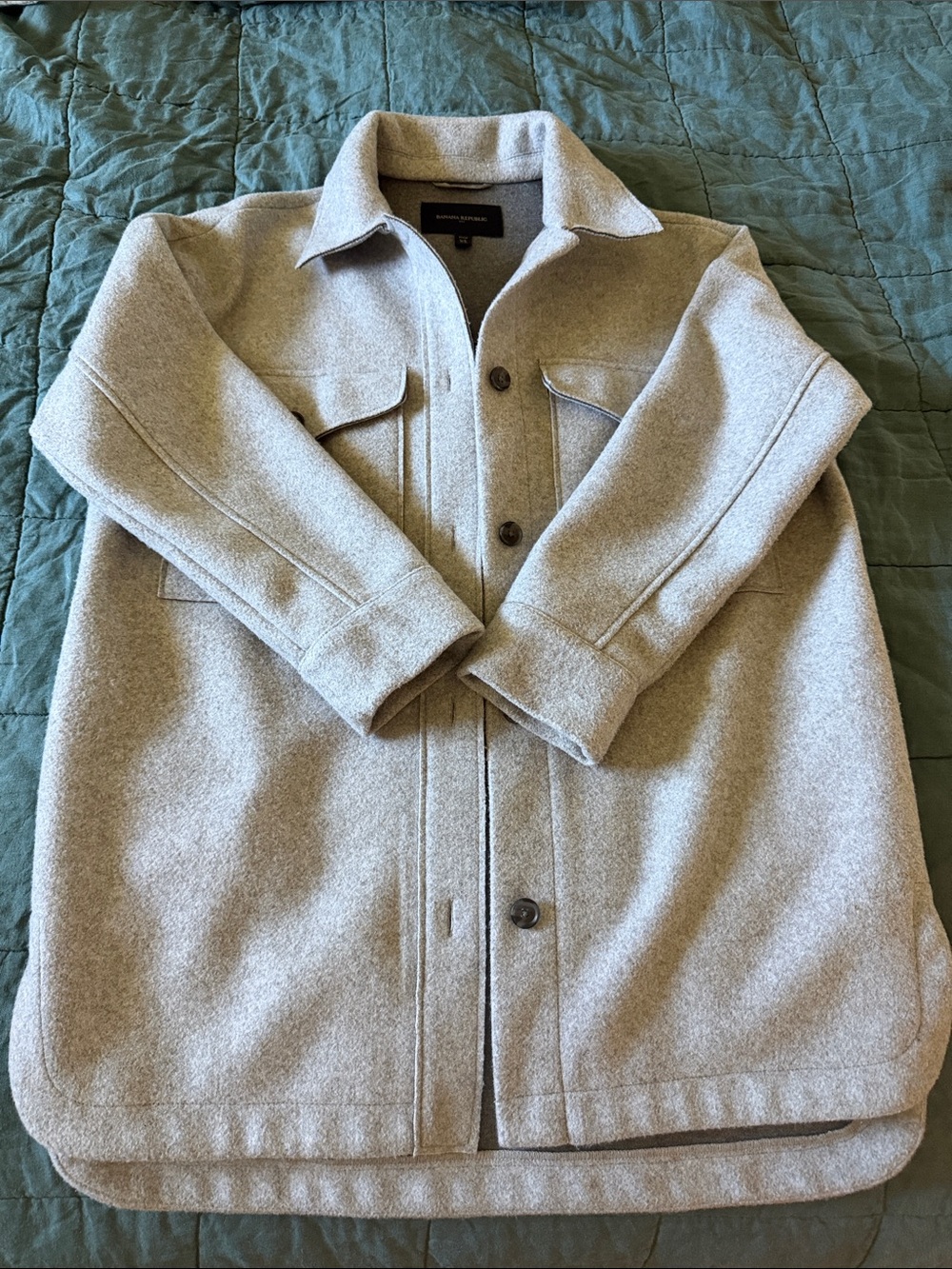 Women’s Banana Republic Wool-Blend Button Front Overshirt Jacket - Light Gray